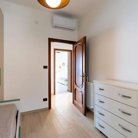 Seaview By Interhome Appartamento